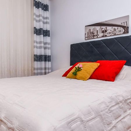 Apartments Tonka Donji Okrug  Ngoại thất bức ảnh