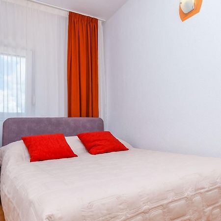 Apartments Tonka Donji Okrug  Ngoại thất bức ảnh