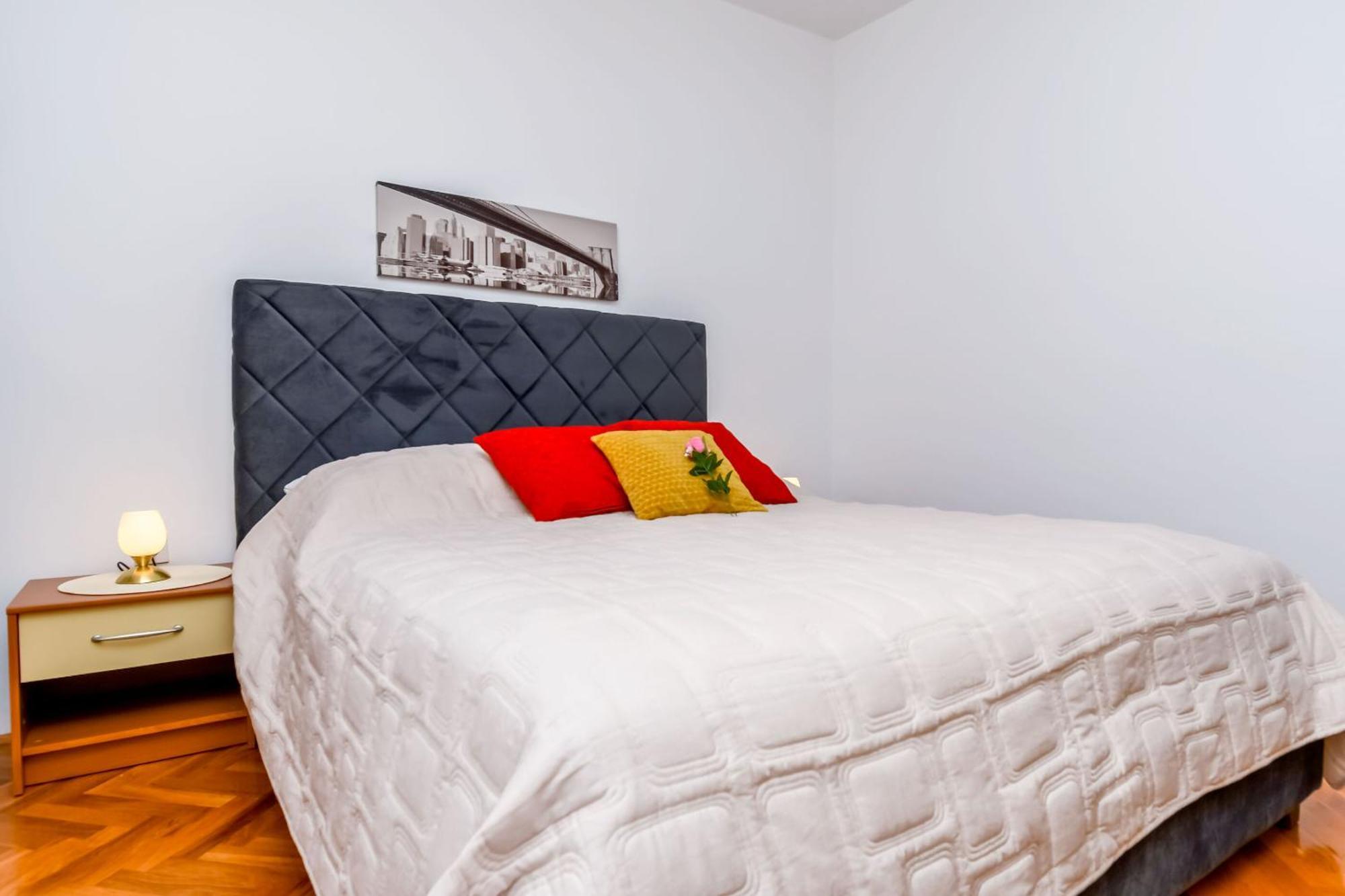 Apartments Tonka Donji Okrug  Ngoại thất bức ảnh