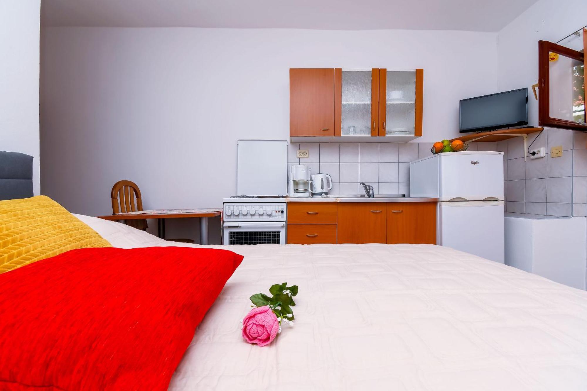 Apartments Tonka Donji Okrug  Ngoại thất bức ảnh