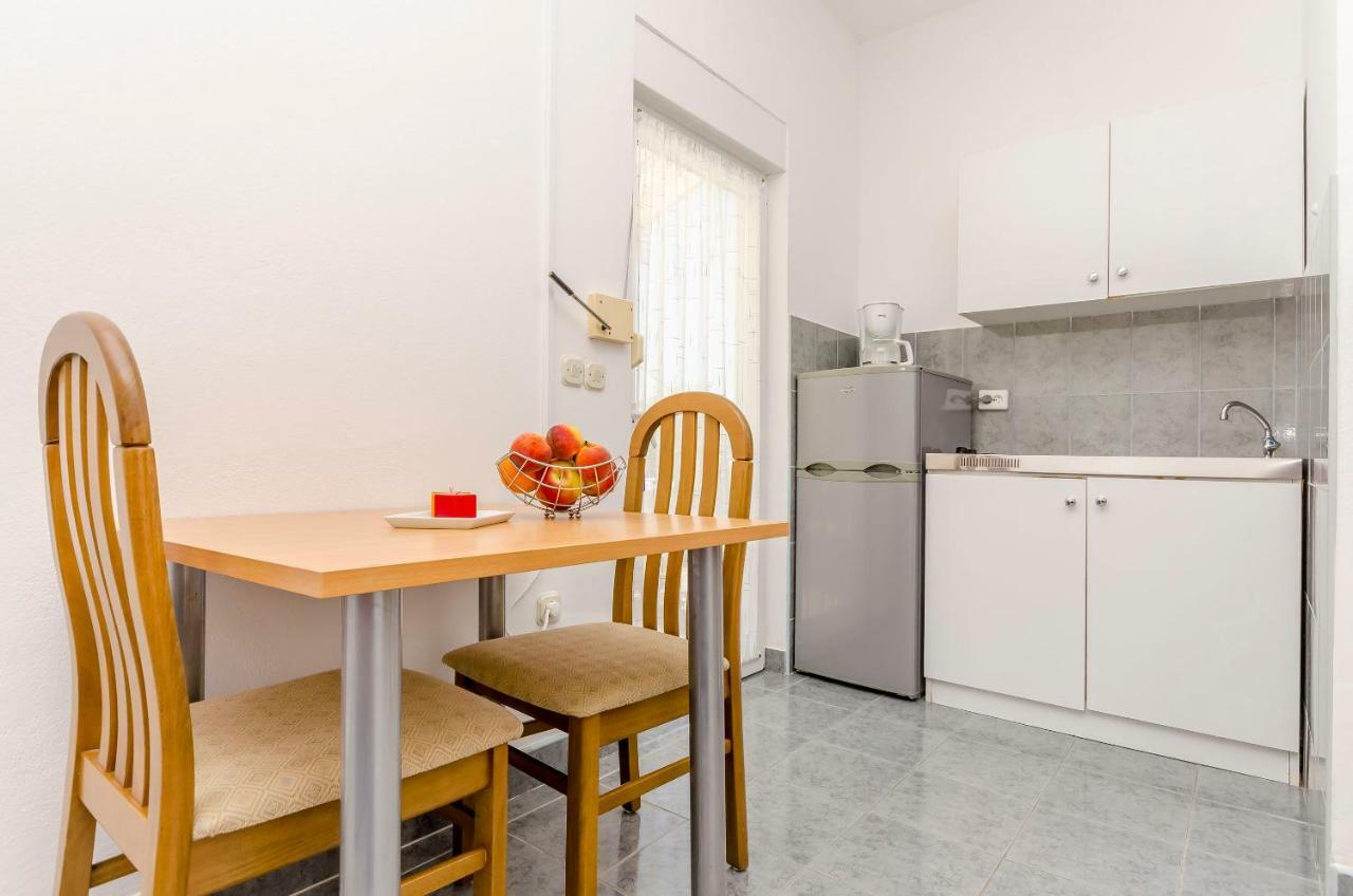 Apartments Tonka Donji Okrug  Ngoại thất bức ảnh